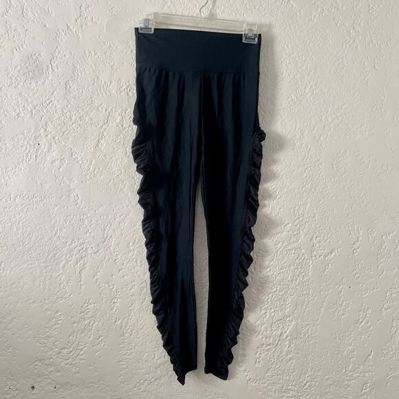 Lanston Sport Black Ruched Leggings Athleisure Workout Athletic Size Small - Picture 2 of 7